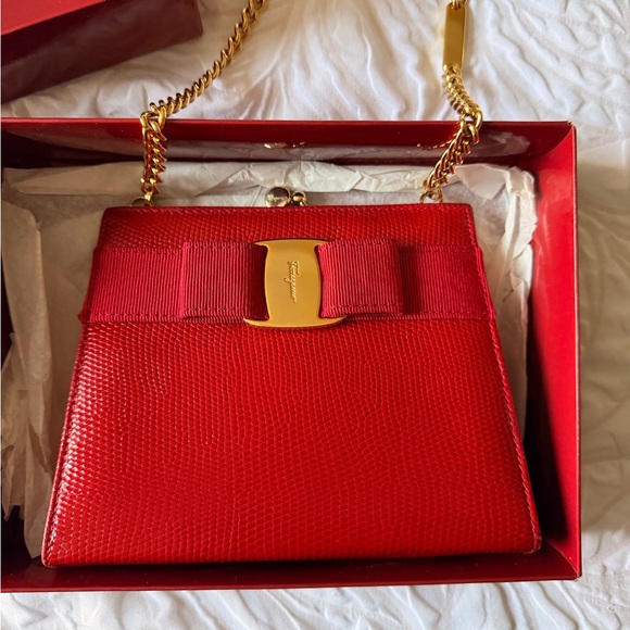 Salvatore Ferragamo Red Textured Clutch with Gold Accent - Picture 11 of 15